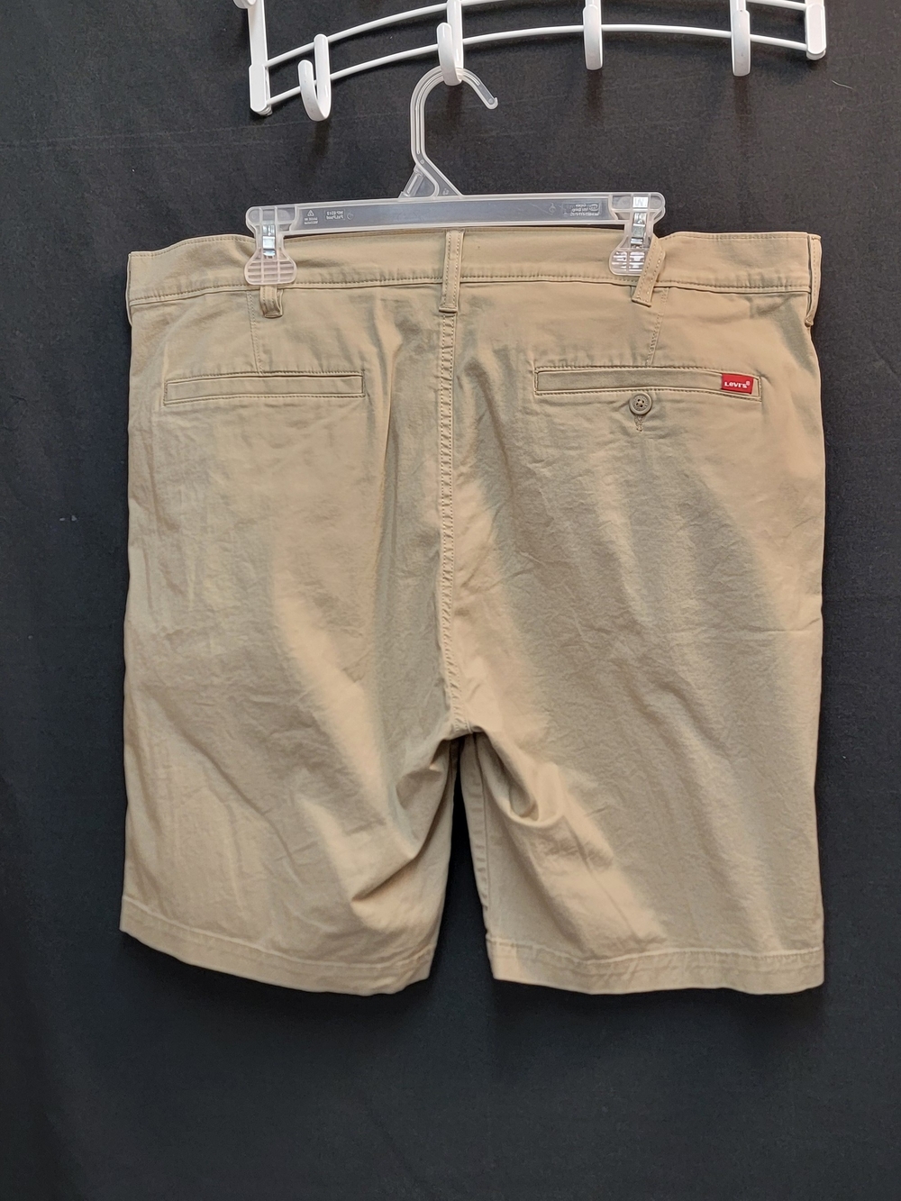 Levi's Men's Casual Tan Chino Shorts